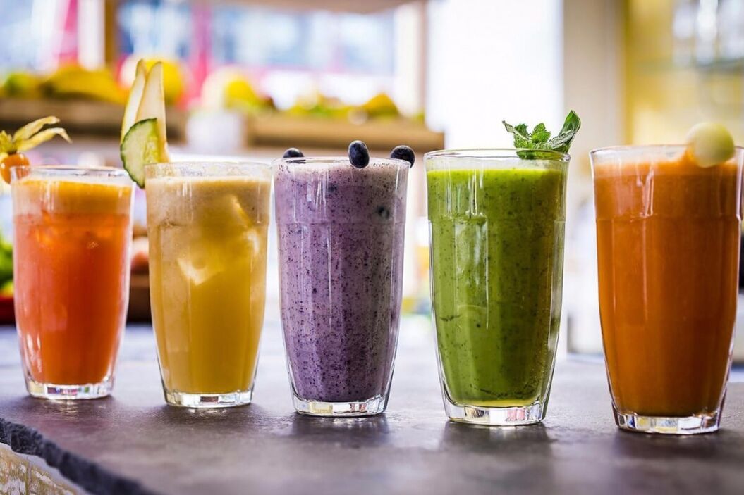 Various smoothies for weight loss are prepared from fresh ingredients